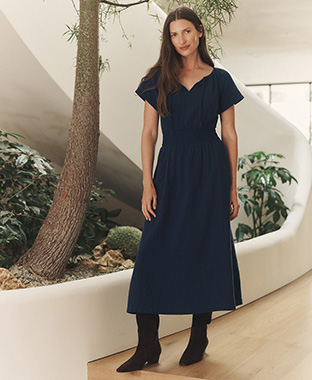 fit dresses Fit-and-Flare Dresses Are Back in Style and Celebs Love Them